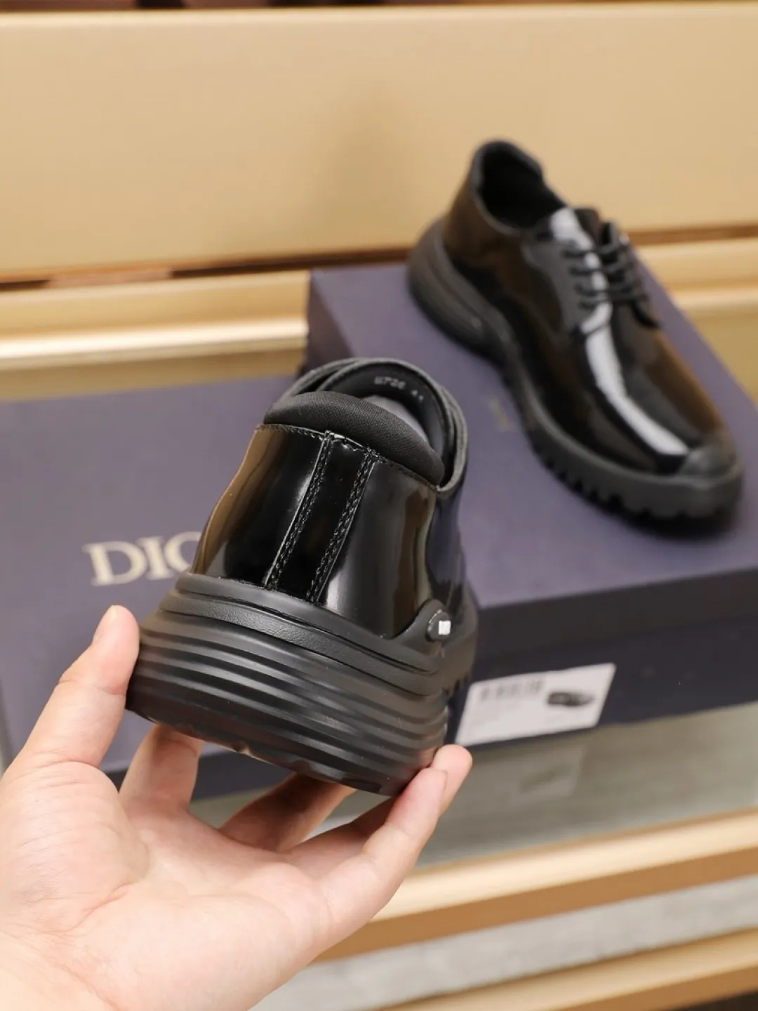 Factory P580💰[Dior] men's classic casual leather shoes🇺🇸 are on sale simultaneously, Italian original·The upper is made of original open-edge beaded cowhide➕original cowhide·inner, fine workmanship. Sole: Original outsole specially provided by the original factory⚠️Outsole. Comfortable, wear-resistant, non-slip, real-life photo🎬Can be worn with casual clothes or suits, light and comfortable on the feet. Size: 38-44 (45.46 customized)